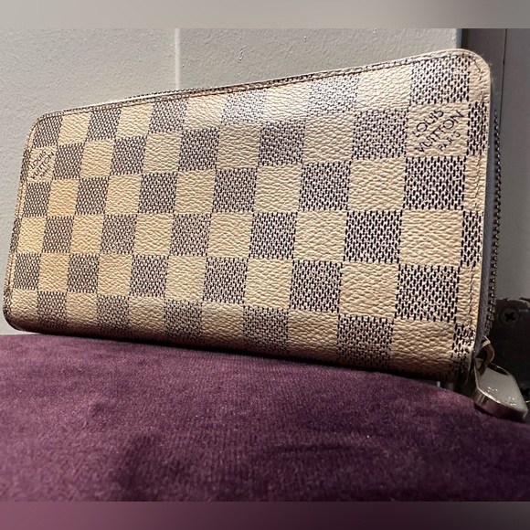 Louis Vuitton LV Damier Azur Zippy Wallet - Picture 4 of 16